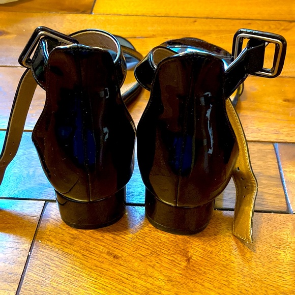 14th & Union W 7.5 7 1/2 Black Slight Wedge Heel Sandals - Picture 4 of 6